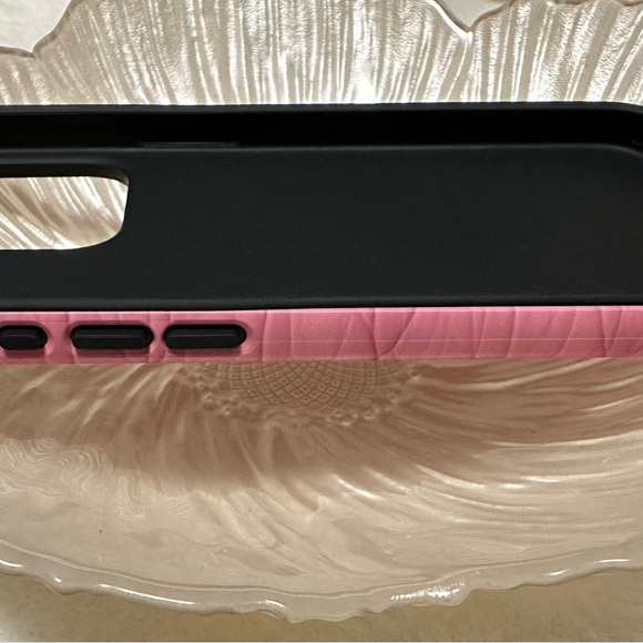 iPHONE 15 PRO MAX TOUGH PROTECTIVE CASE IN MATTE Designer CC Fashion Accessory - Picture 8 of 9